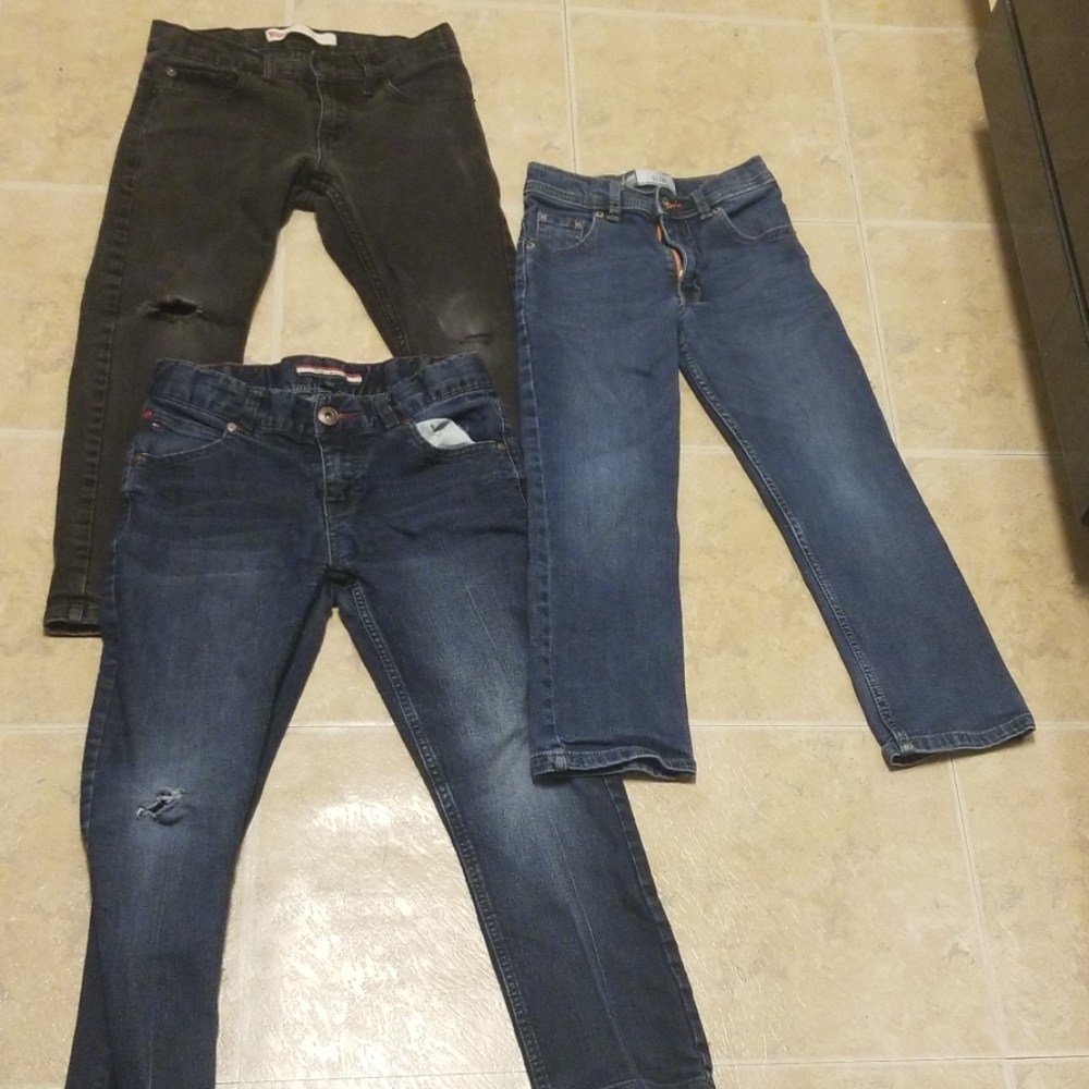 Lee size 10 slim jeans ,Levi's size 10 slim Tommy